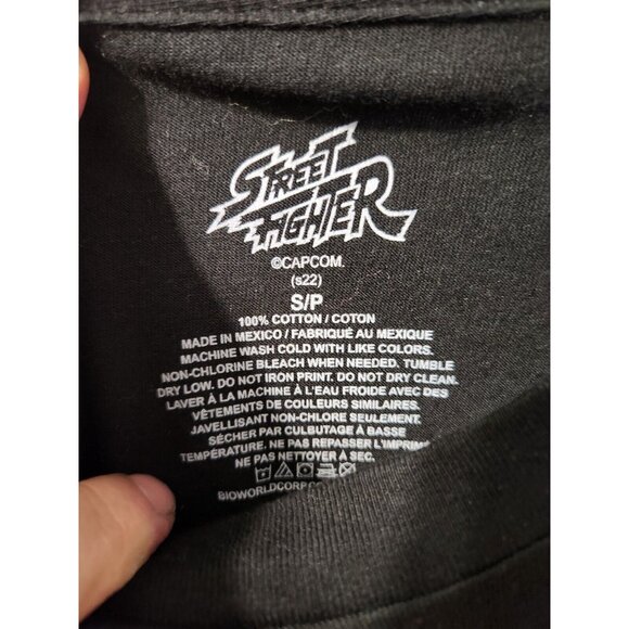 Capcom Street Fighter Black T-Shirt Size Small - Picture 2 of 4